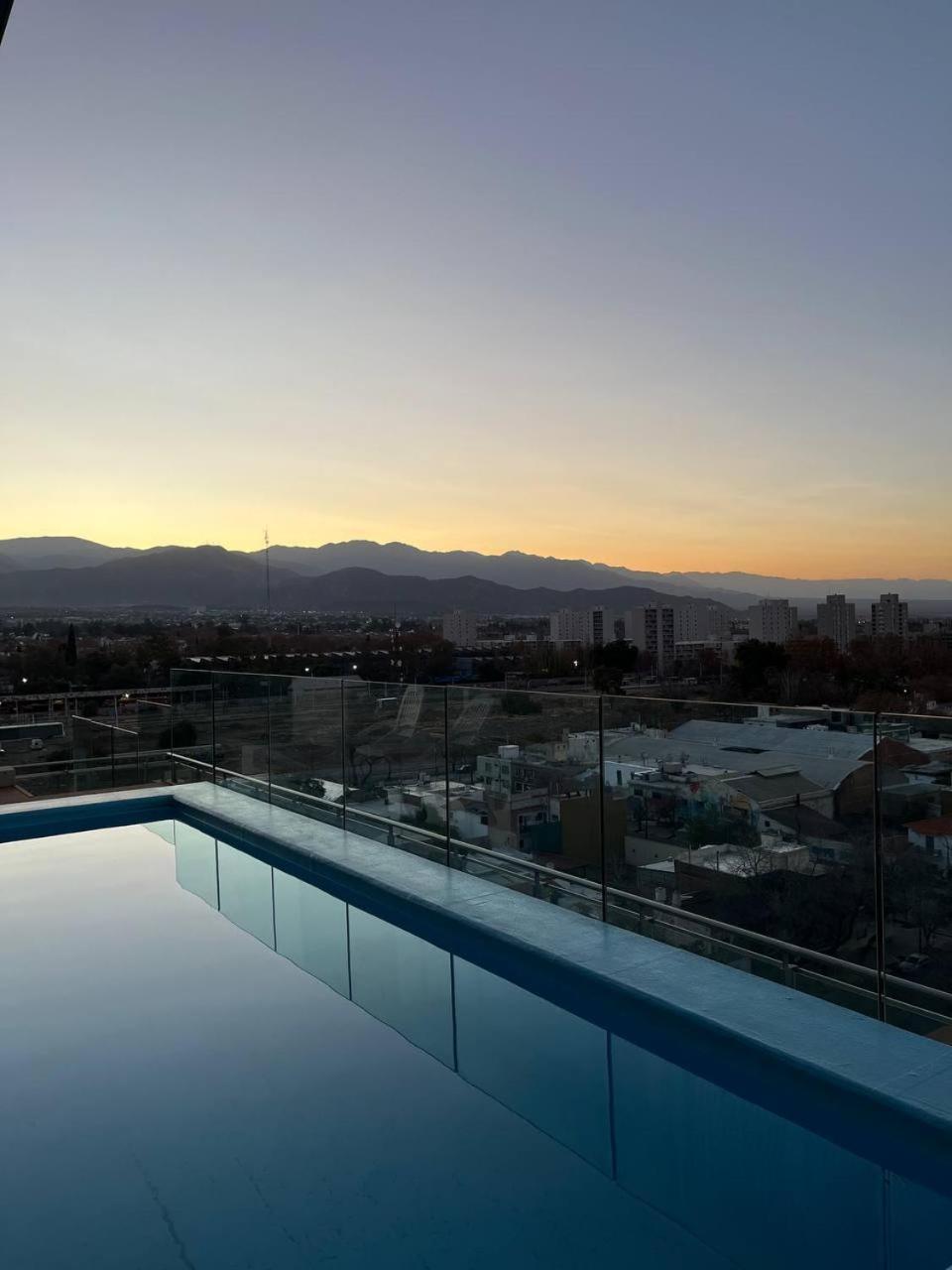 Apartamento Centrico Con Las Mejores Vistas De Мендоса Экстерьер фото